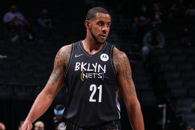 每一位队员 每一位队员