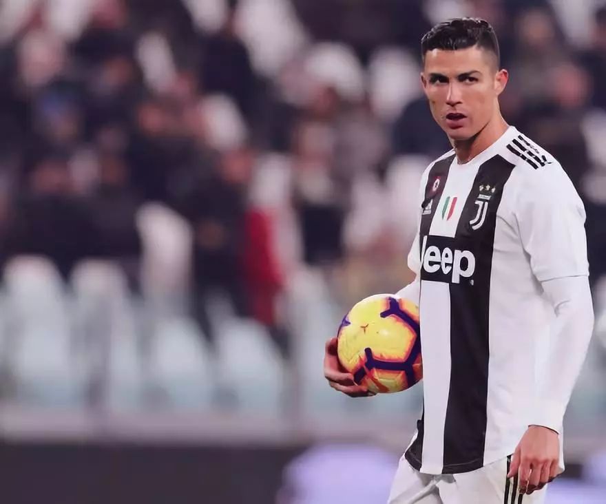 皮球穿透富 皮球穿透富